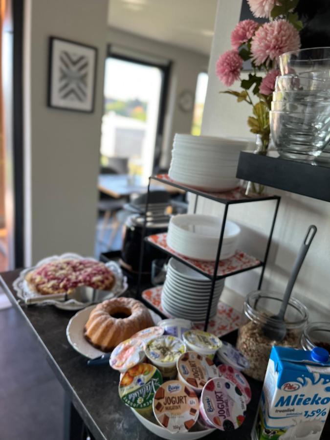 Penzion Cafe Na Svahu Cheb Exteriér fotografie