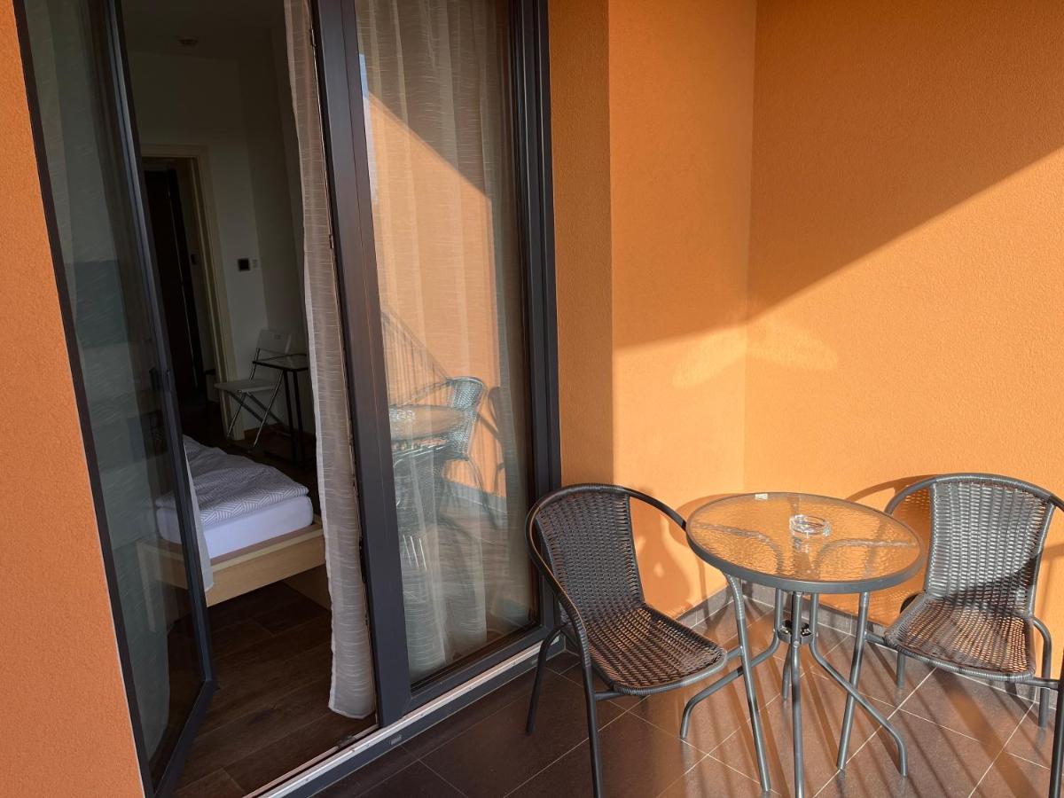 Penzion Cafe Na Svahu Cheb Exteriér fotografie